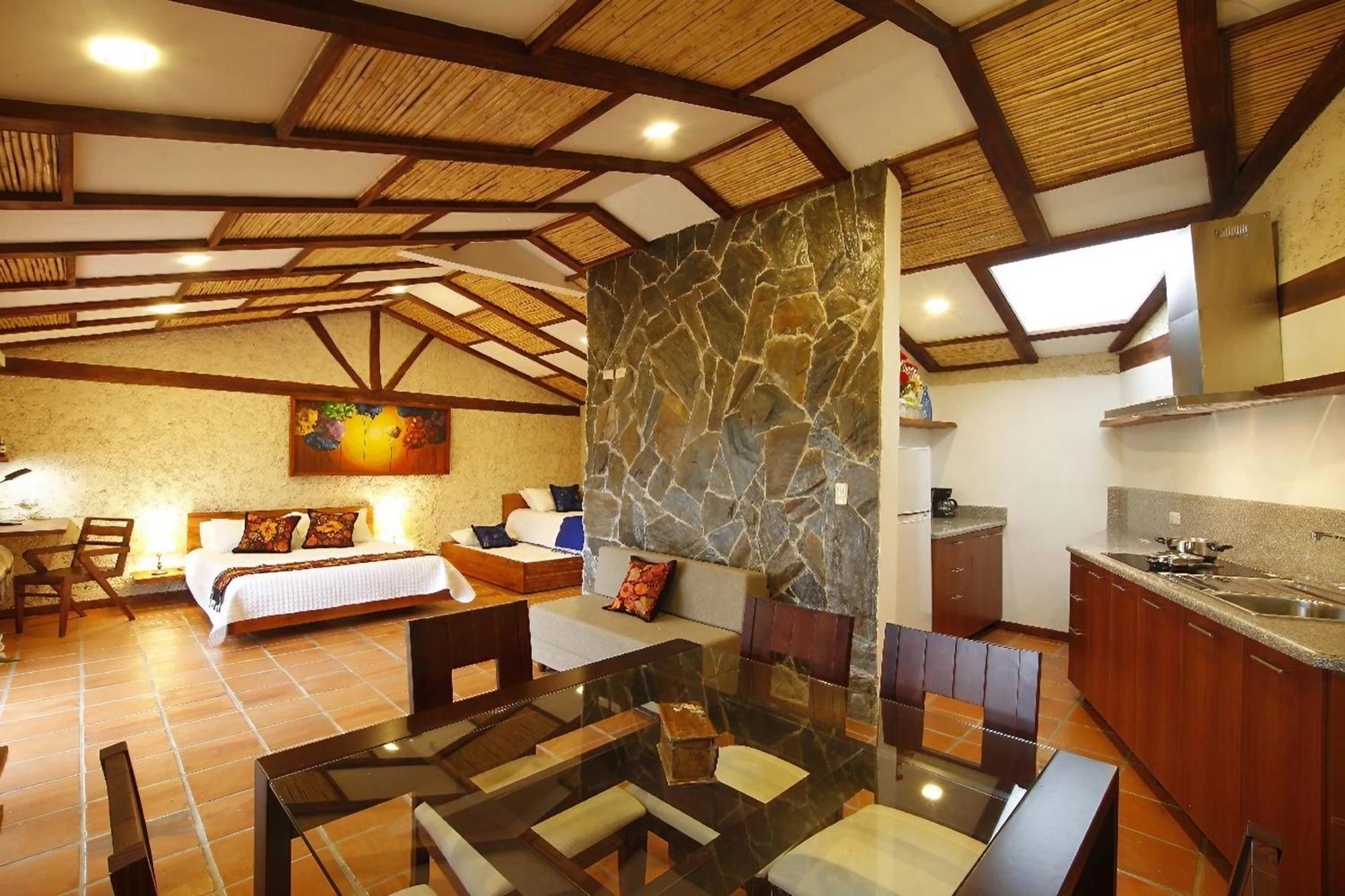 Killary Lodge & Glamping Cachanlo de Sidcay Esterno foto
